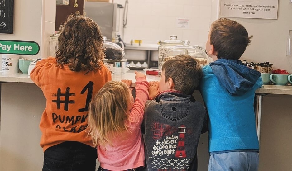 20F4BFE3-E72A-4B3F-8FDE-33194A